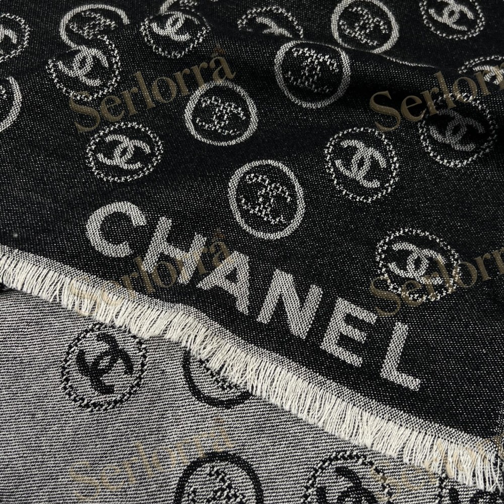 CHANEL 25S CREST LONG SCARF