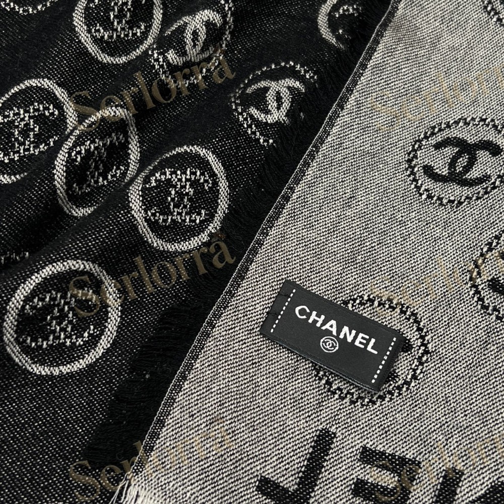 CHANEL 25S CREST LONG SCARF