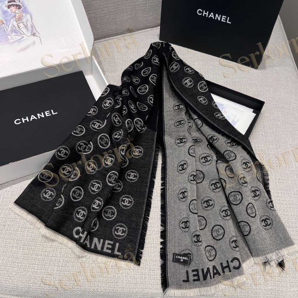 CHANEL 25S CREST LONG SCARF