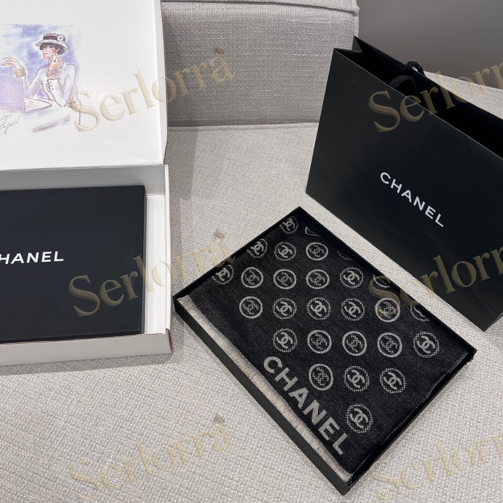 CHANEL 25S CREST LONG SCARF