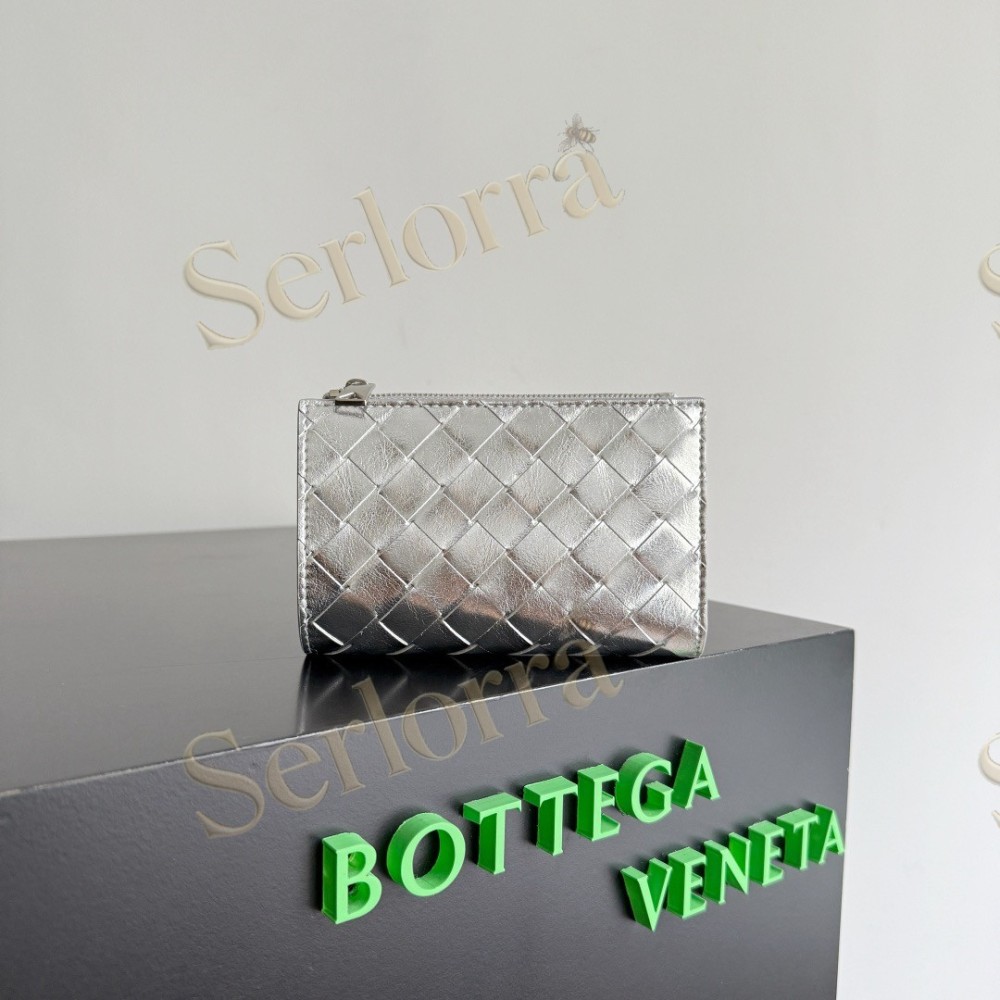 BOTTEGA VENETA INTRECCIATO MEDIUM BI-FOLD WALLET