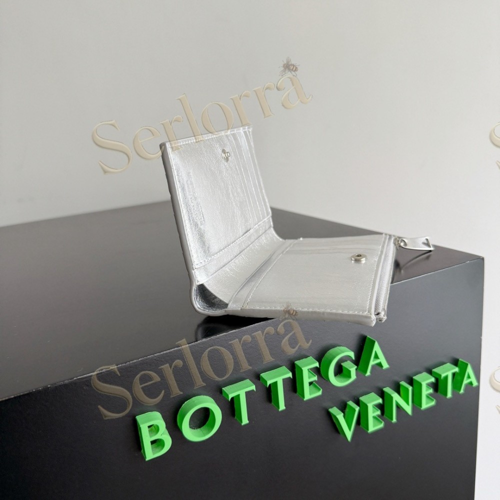 BOTTEGA VENETA INTRECCIATO MEDIUM BI-FOLD WALLET