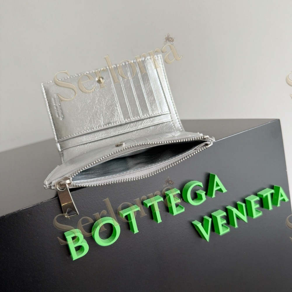 BOTTEGA VENETA INTRECCIATO MEDIUM BI-FOLD WALLET