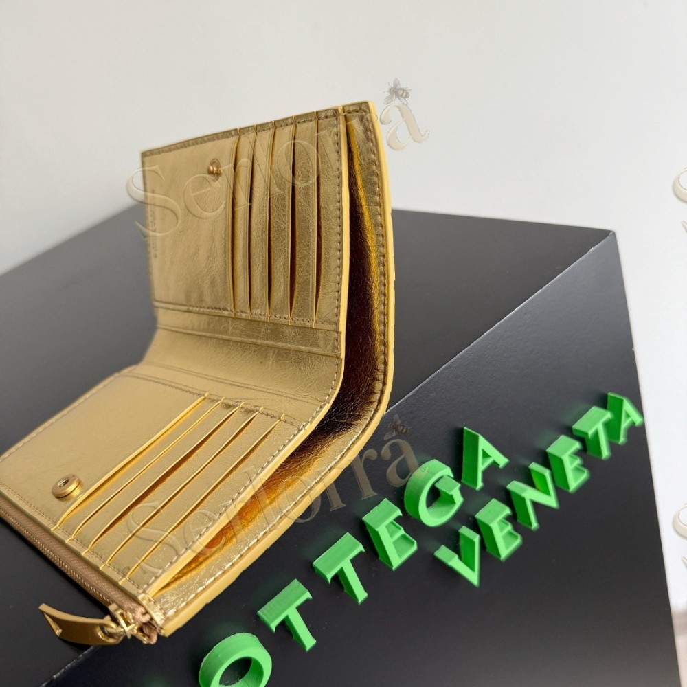 BOTTEGA VENETA INTRECCIATO MEDIUM BI-FOLD WALLET