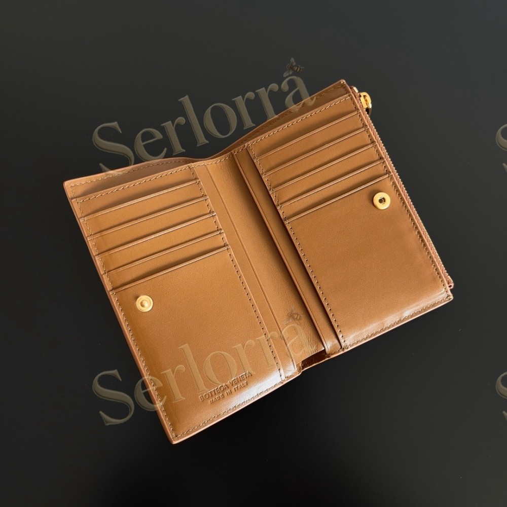 BOTTEGA VENETA INTRECCIATO MEDIUM BI-FOLD WALLET