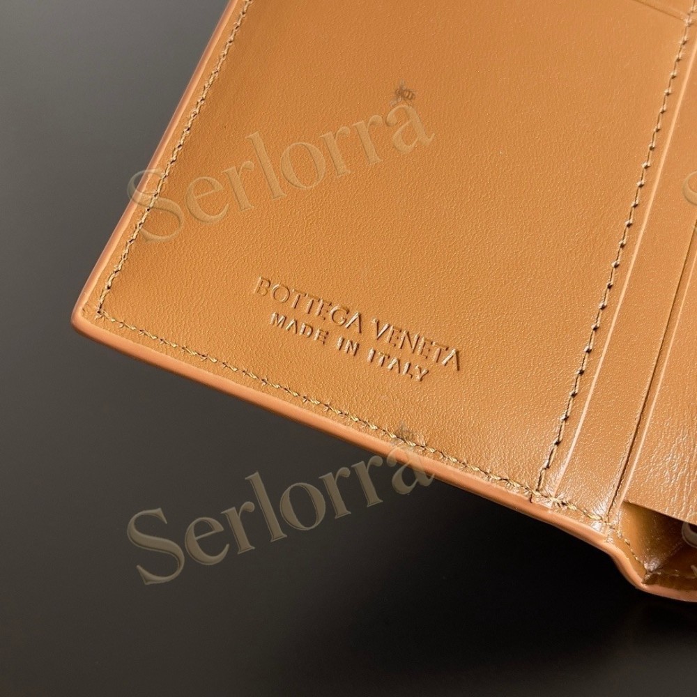 BOTTEGA VENETA INTRECCIATO MEDIUM BI-FOLD WALLET