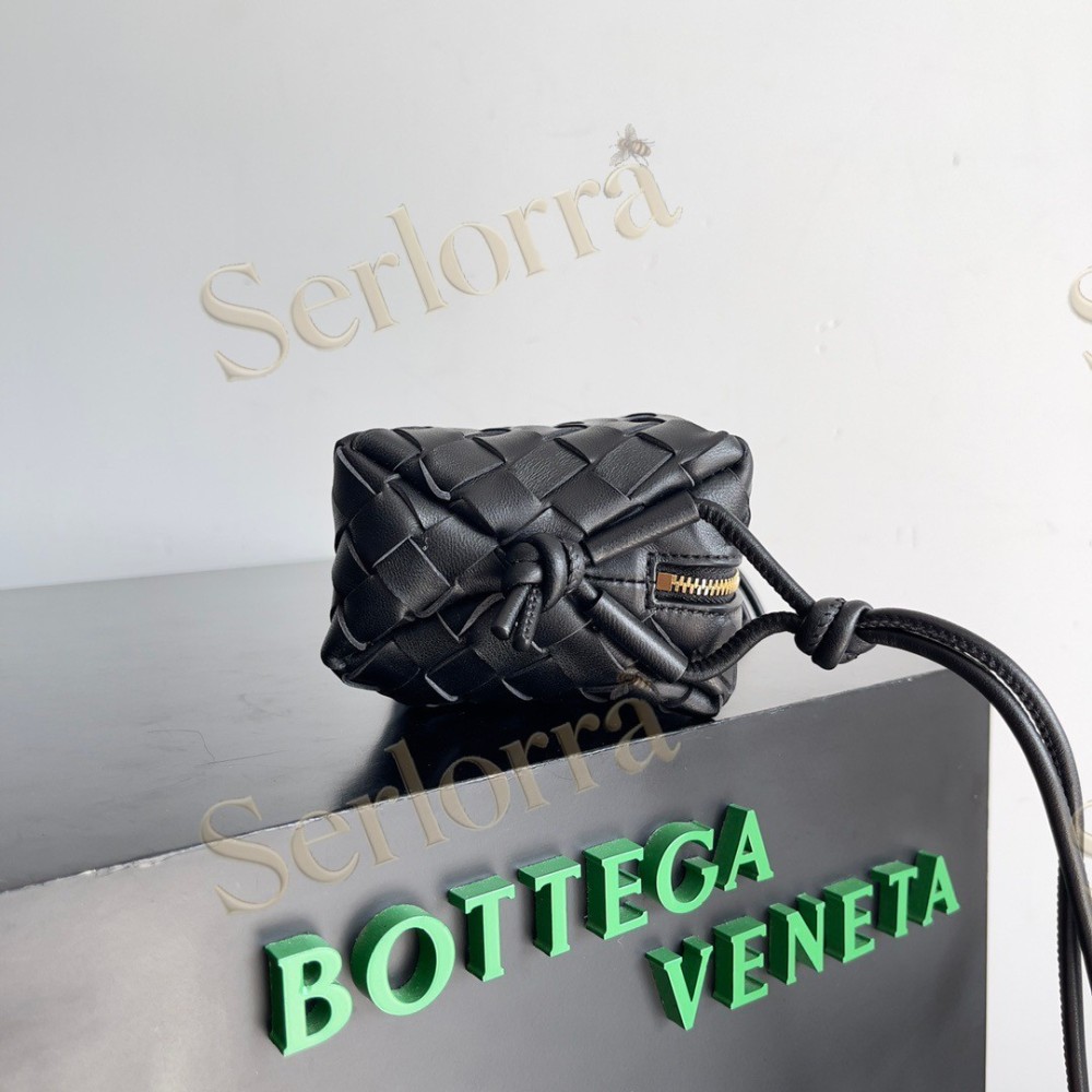 BOTTEGA VENETA MINI LOOP CAMERA BAG