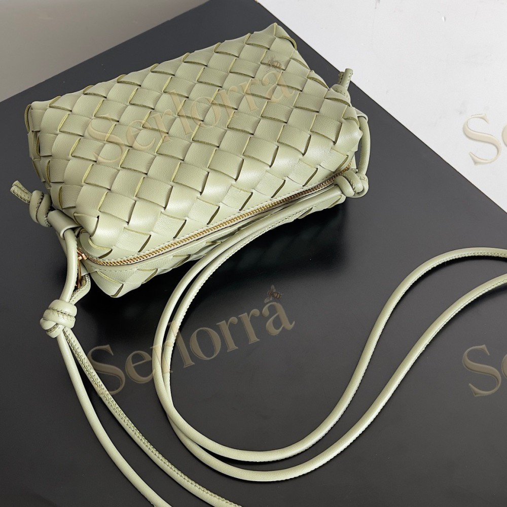 BOTTEGA VENETA MINI LOOP CAMERA BAG