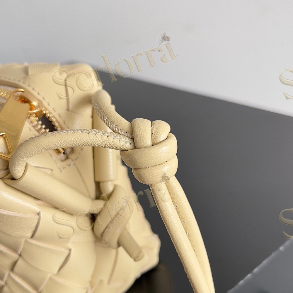 BOTTEGA VENETA MINI LOOP CAMERA BAG