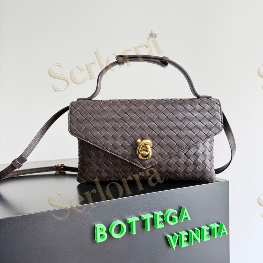 BOTTEGA VENETA KNOT LOCK