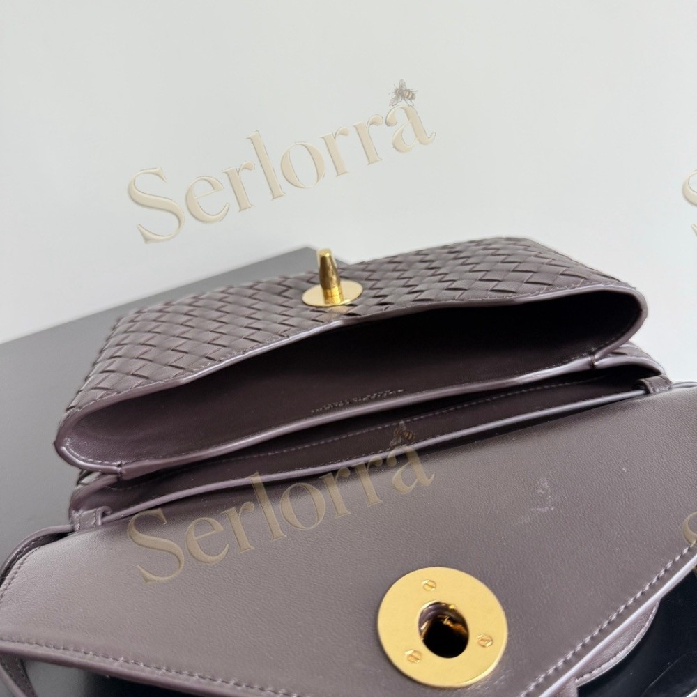 BOTTEGA VENETA KNOT LOCK