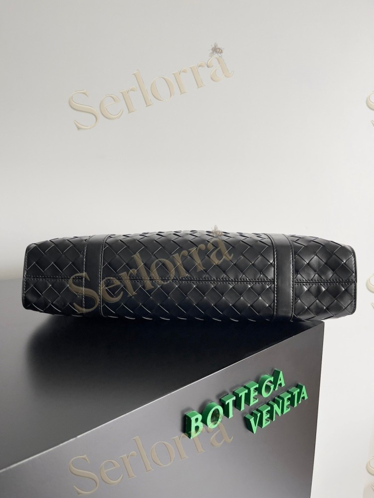 BOTTEGA VENETA INTRECCIATO PORTFOLIO BAG