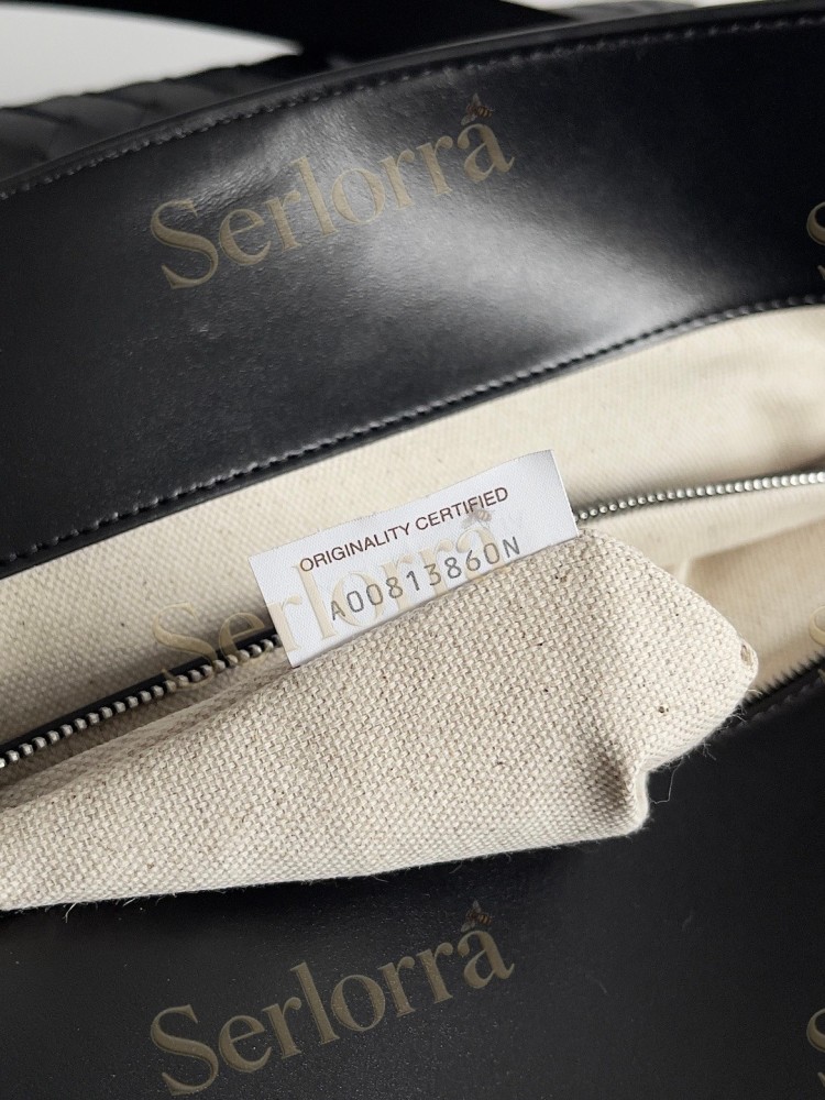 BOTTEGA VENETA INTRECCIATO PORTFOLIO BAG