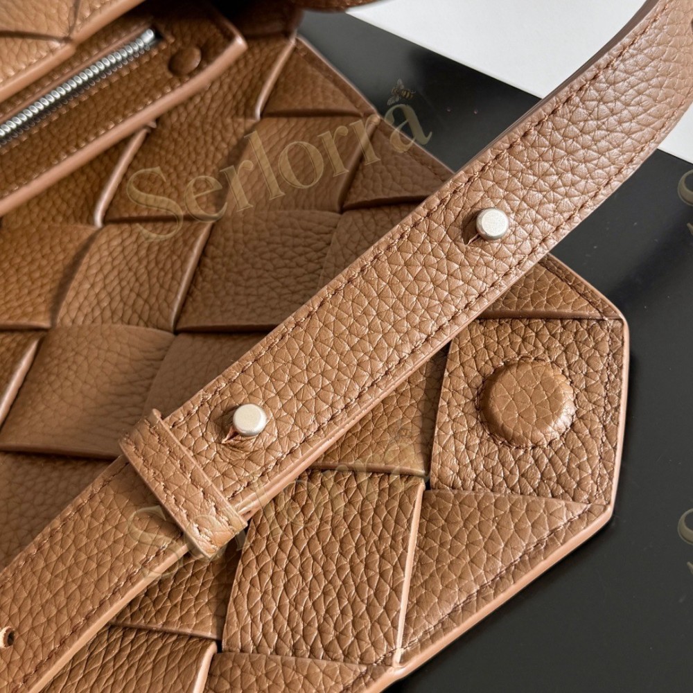 BOTTEGA VENETA DIAGO
