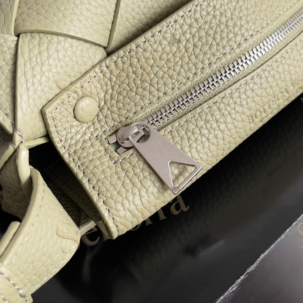 BOTTEGA VENETA DIAGO