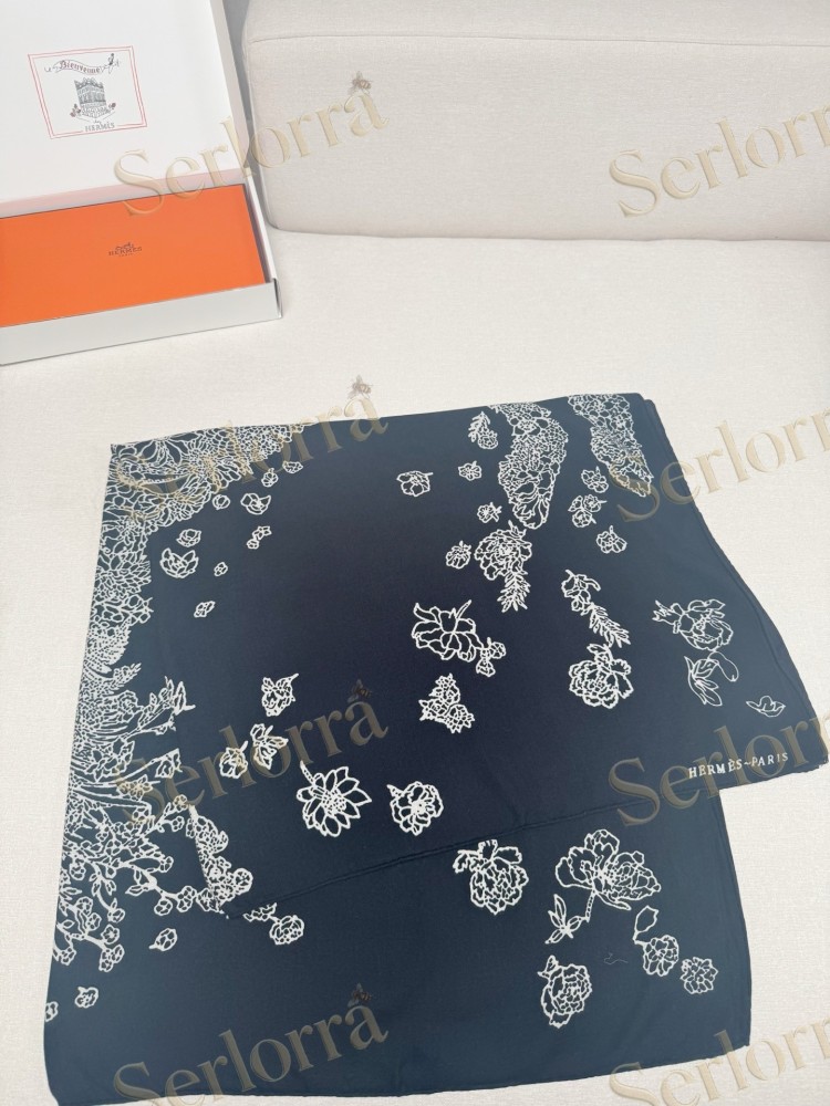 HERMÈS LIGHT FLORAL VELVET SHAWL