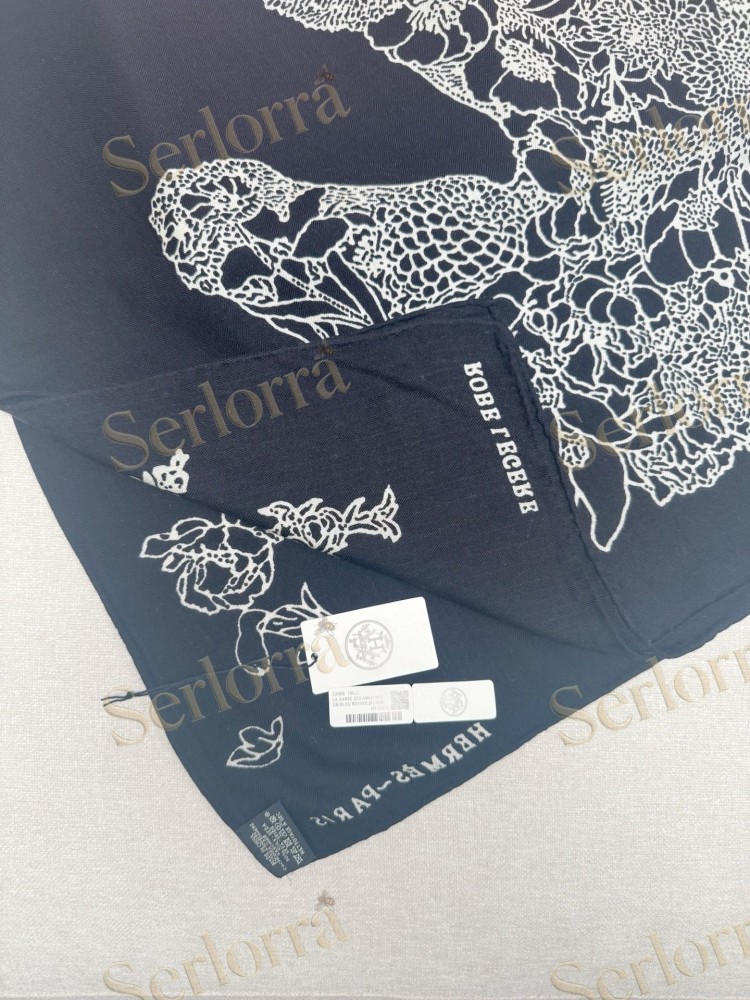HERMÈS LIGHT FLORAL VELVET SHAWL