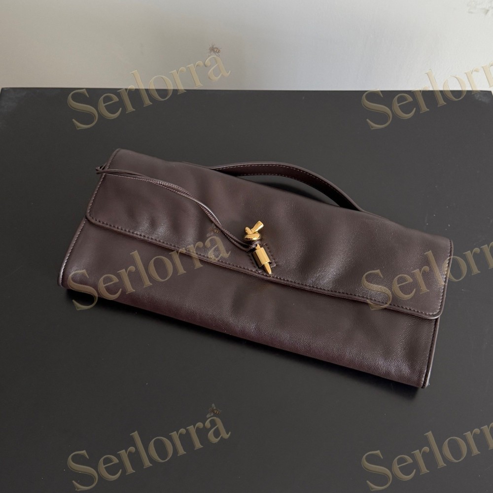 BOTTEGA VENETA ANDIAMO CLUTCH