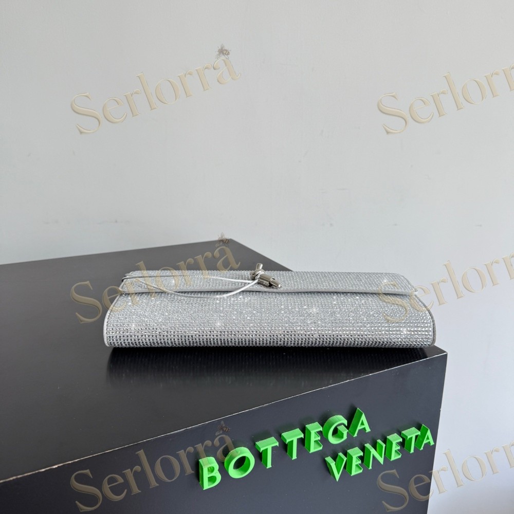 BOTTEGA VENETA LEATHER CRYSTAL-EMBELLISHED ANDIAMO CLUTCH BAG