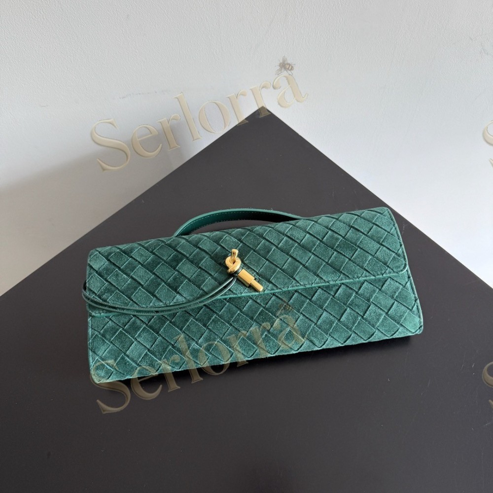 BOTTEGA VENETA ANDIAMO CLUTCH