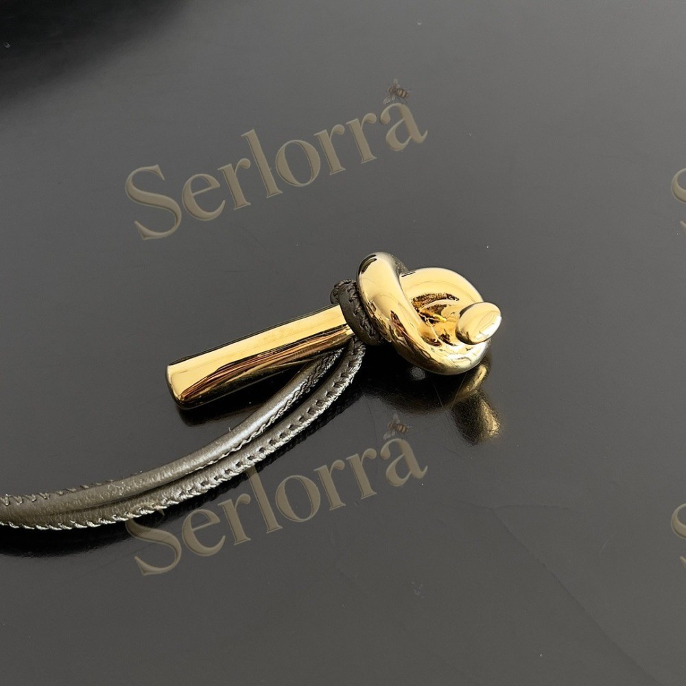 BOTTEGA VENETA ANDIAMO CLUTCH