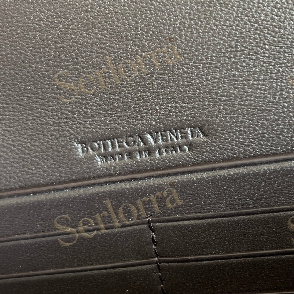 BOTTEGA VENETA ANDIAMO CLUTCH