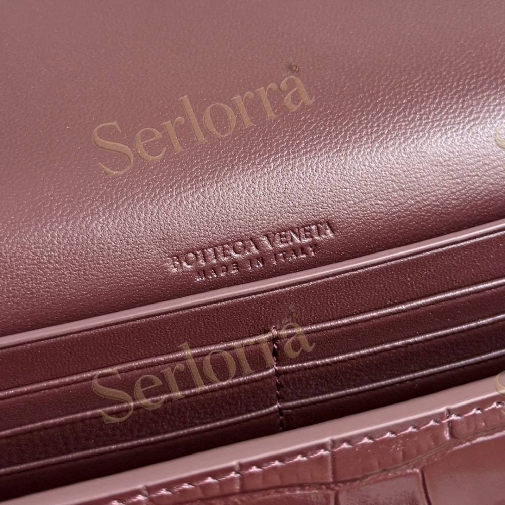 BOTTEGA VENETA ANDIAMO CLUTCH