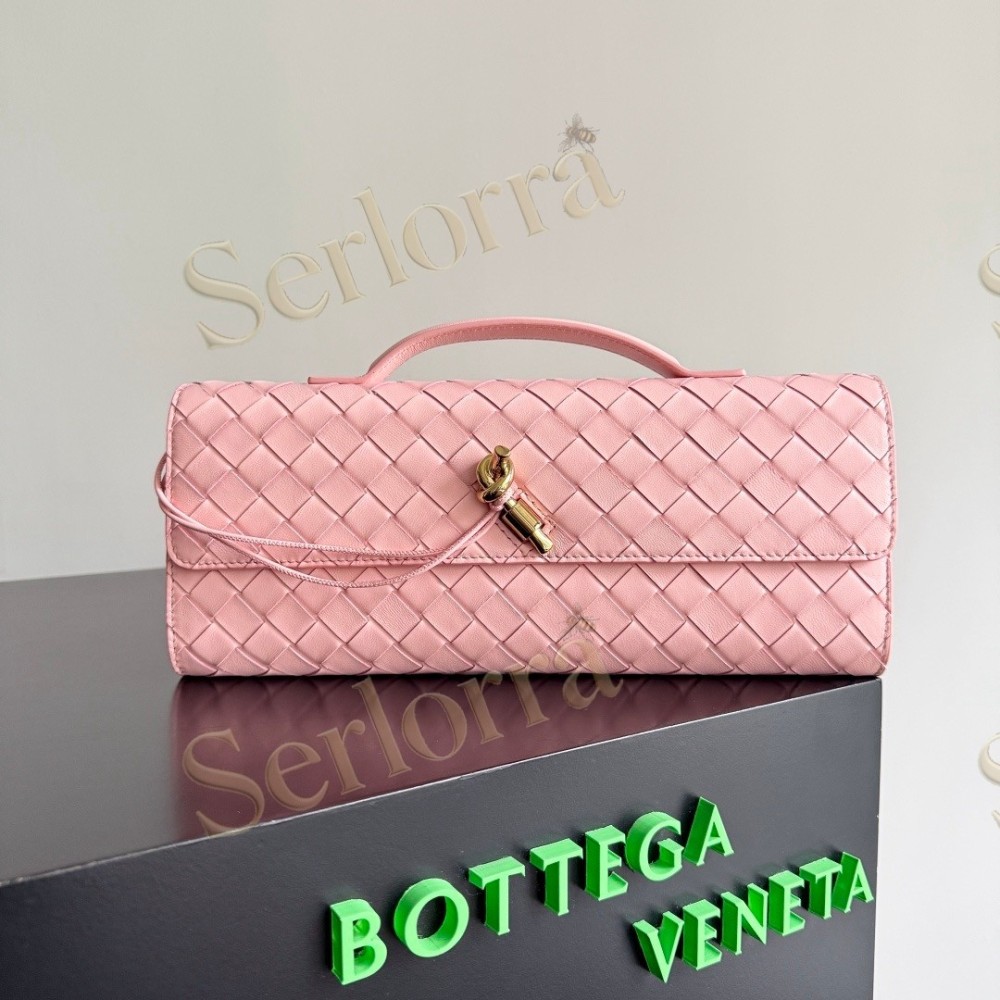 BOTTEGA VENETA ANDIAMO CLUTCH