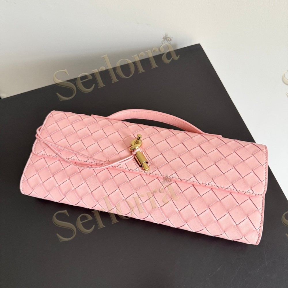 BOTTEGA VENETA ANDIAMO CLUTCH