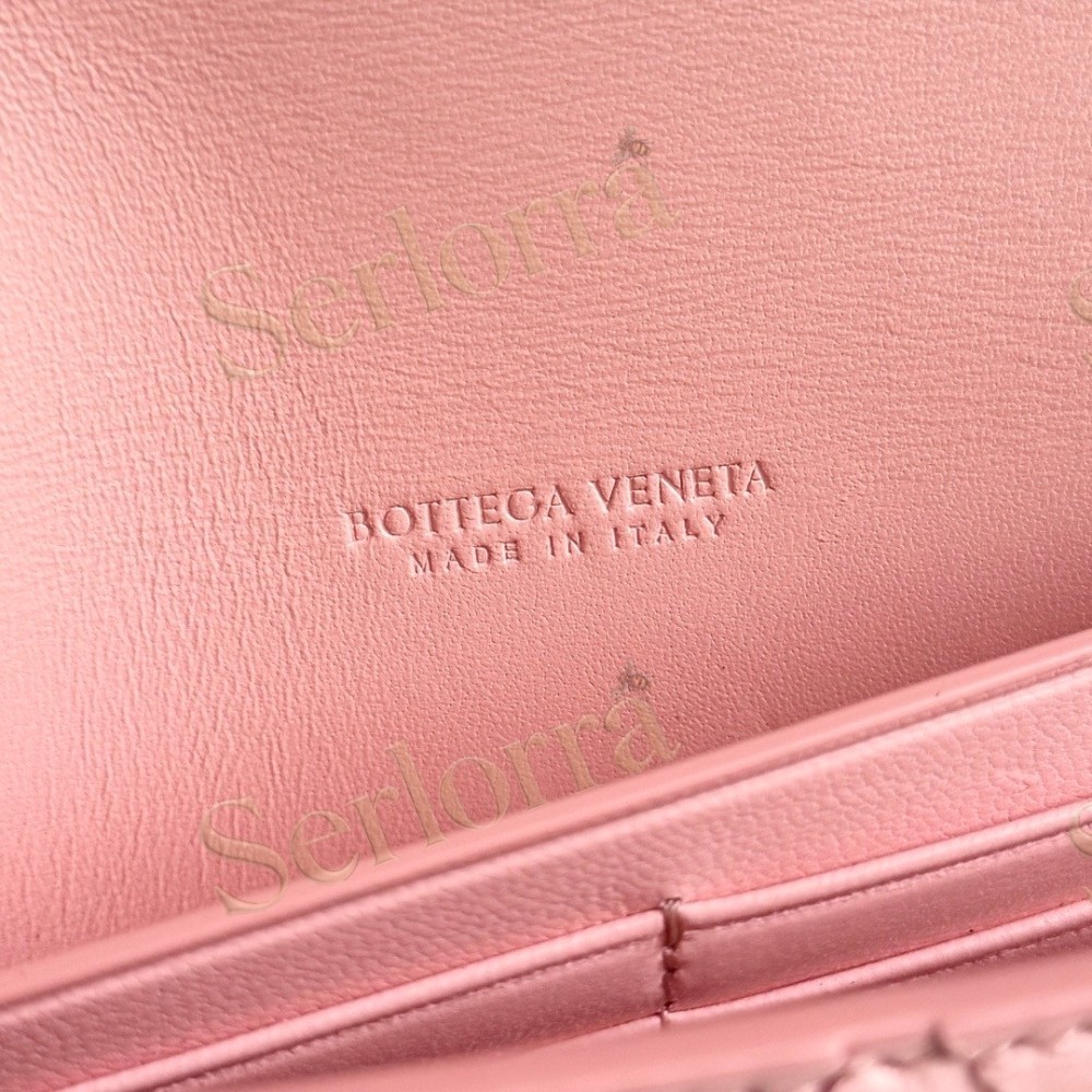 BOTTEGA VENETA ANDIAMO CLUTCH