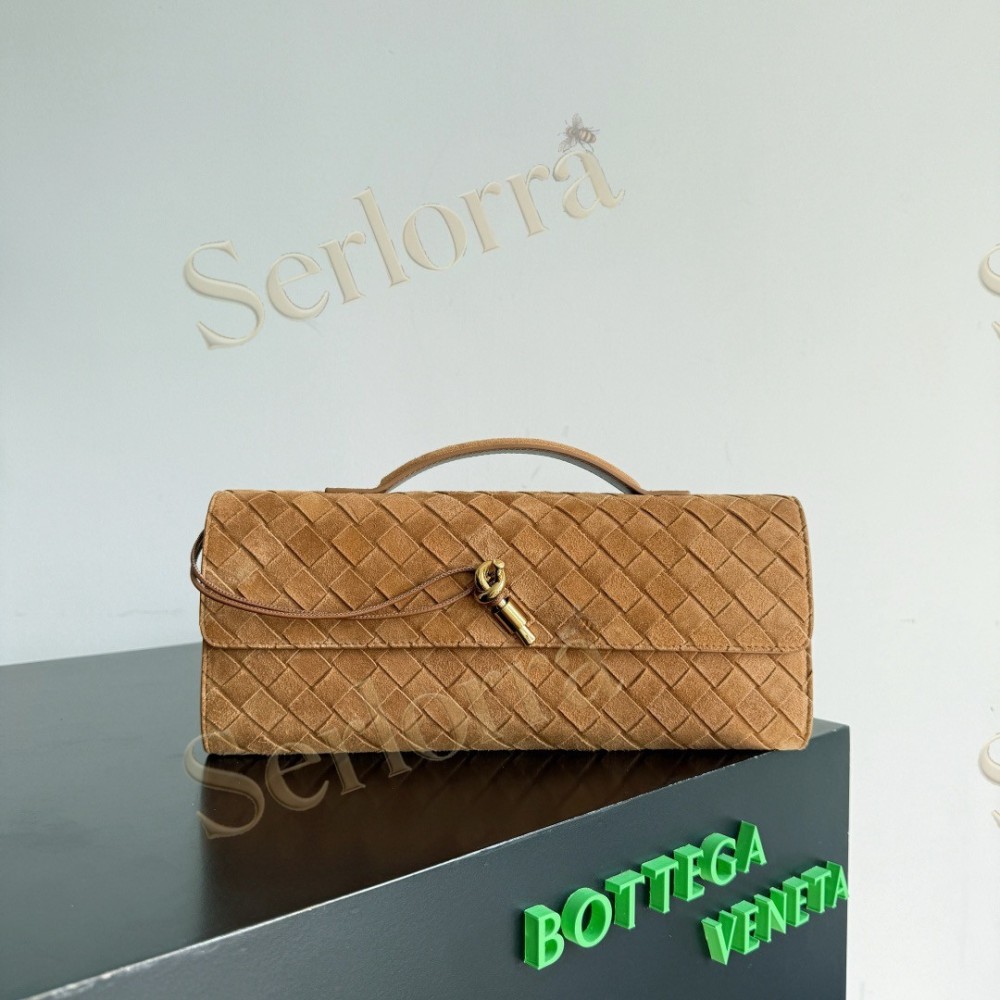 BOTTEGA VENETA ANDIAMO CLUTCH