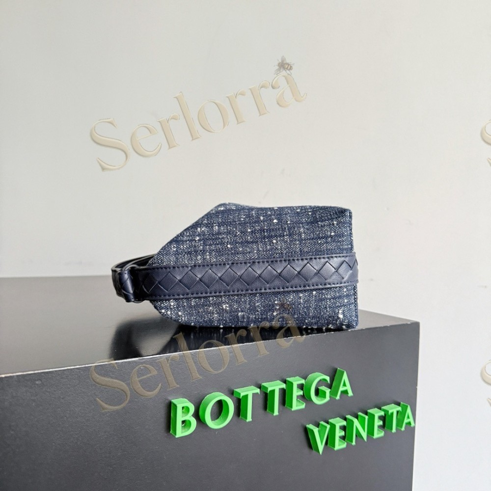 BOTTEGA VENETA WALLACE