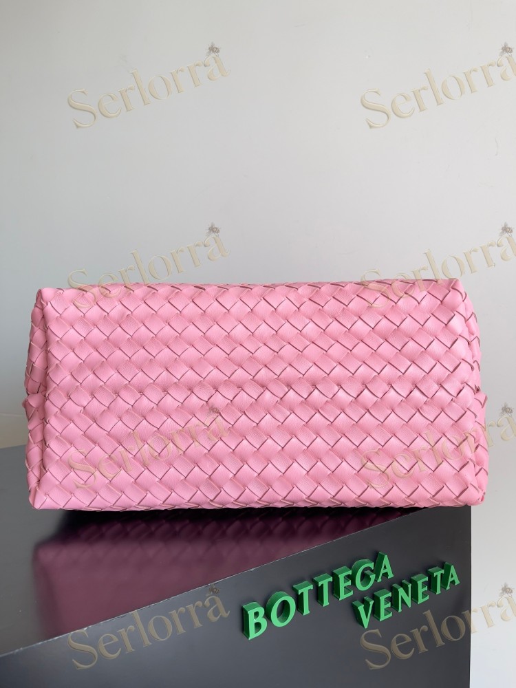 BOTTEGA VENETA ANDIAMO LARGE INTRECCIATO LEATHER TOTE