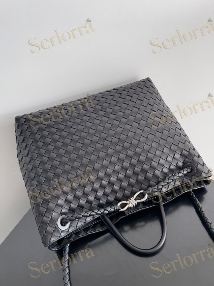 BOTTEGA VENETA ANDIAMO LARGE INTRECCIATO LEATHER TOTE