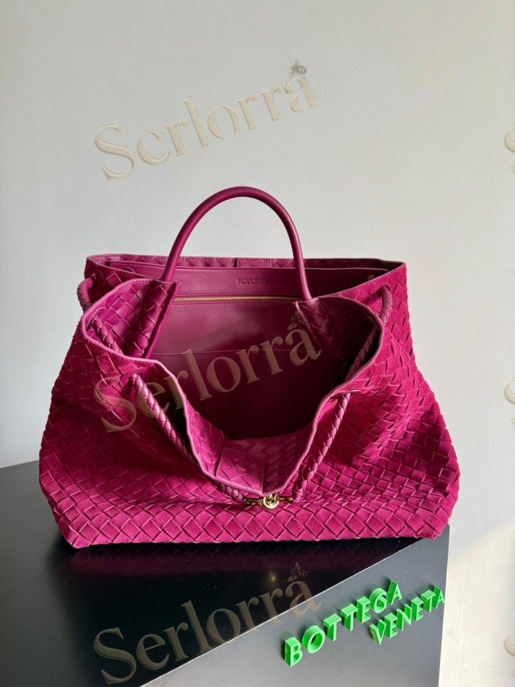 BOTTEGA VENETA ANDIAMO LARGE INTRECCIATO LEATHER TOTE