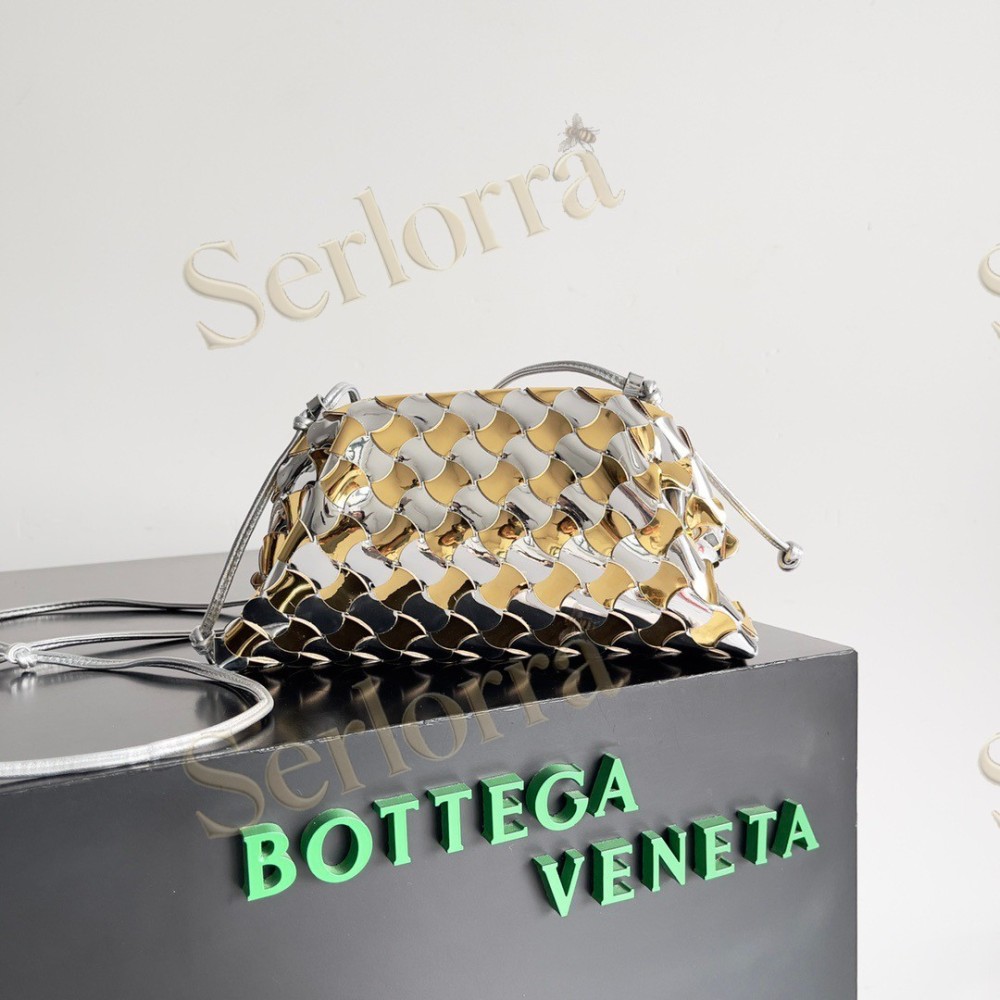 BOTTEGA VENETA MINI POUCH