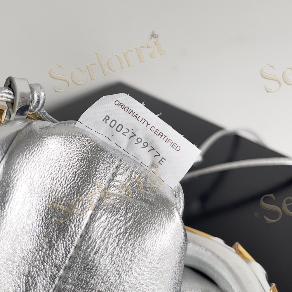 BOTTEGA VENETA MINI POUCH