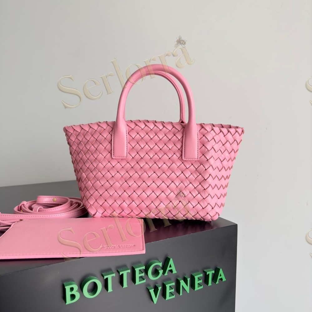 BOTTEGA VENETA MINI CABAT