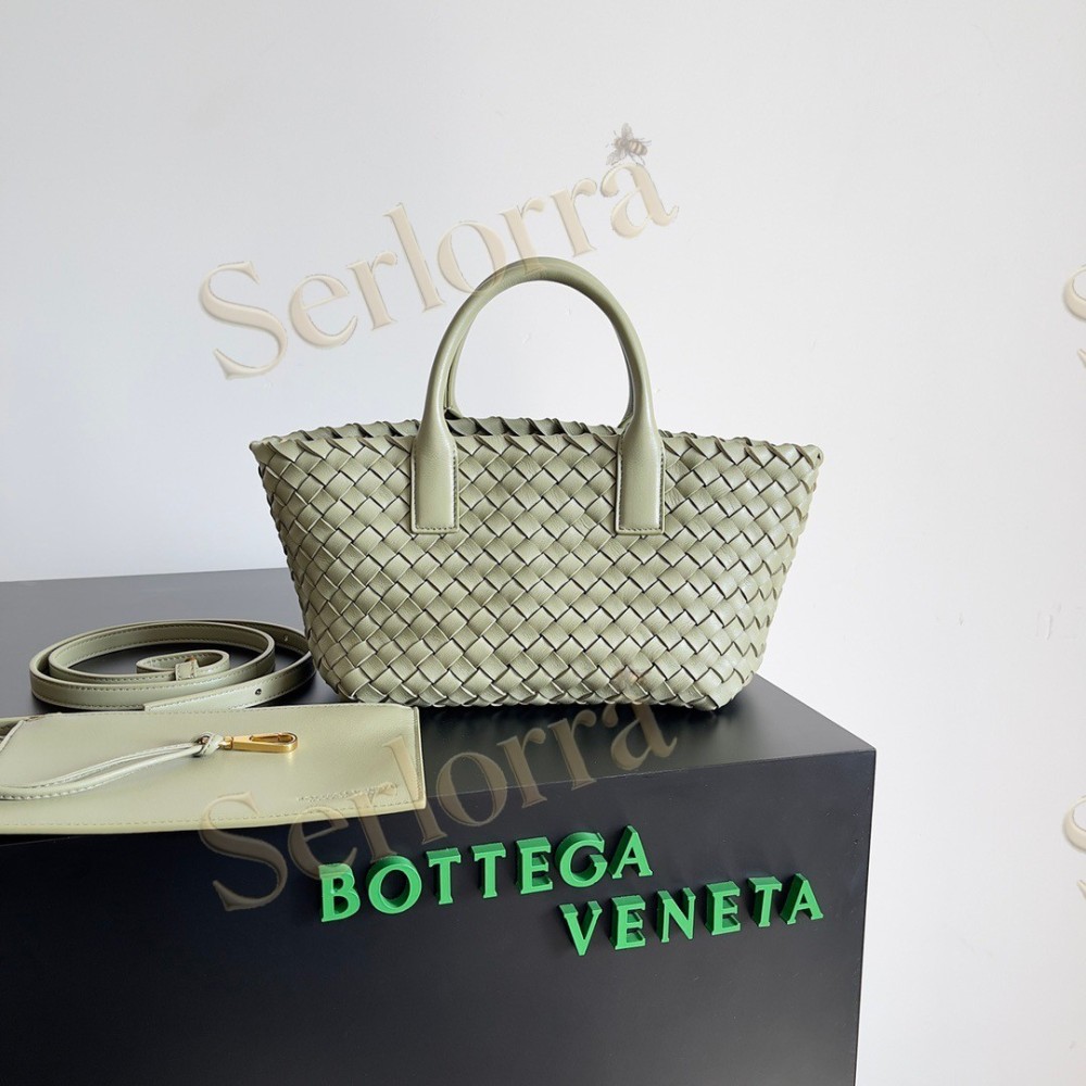 BOTTEGA VENETA MINI CABAT