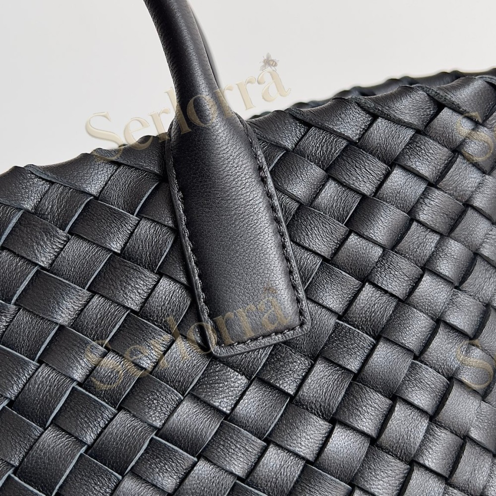 BOTTEGA VENETA MINI CABAT