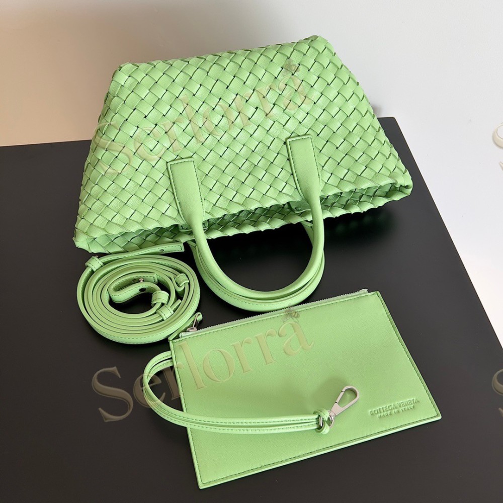BOTTEGA VENETA MINI CABAT