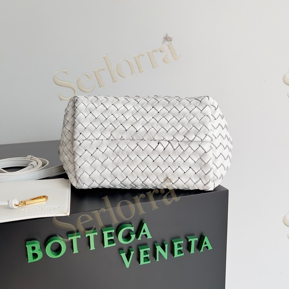 BOTTEGA VENETA MINI CABAT