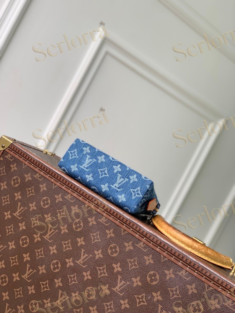 LOUIS VUITTON COSMETIC POUCH PM