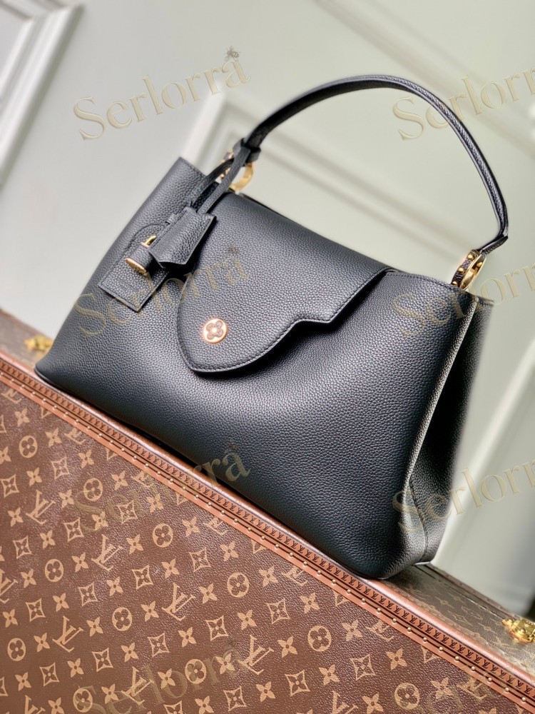 LOUIS VUITTON CAPUCINES GM