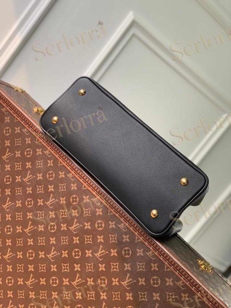 LOUIS VUITTON CAPUCINES GM
