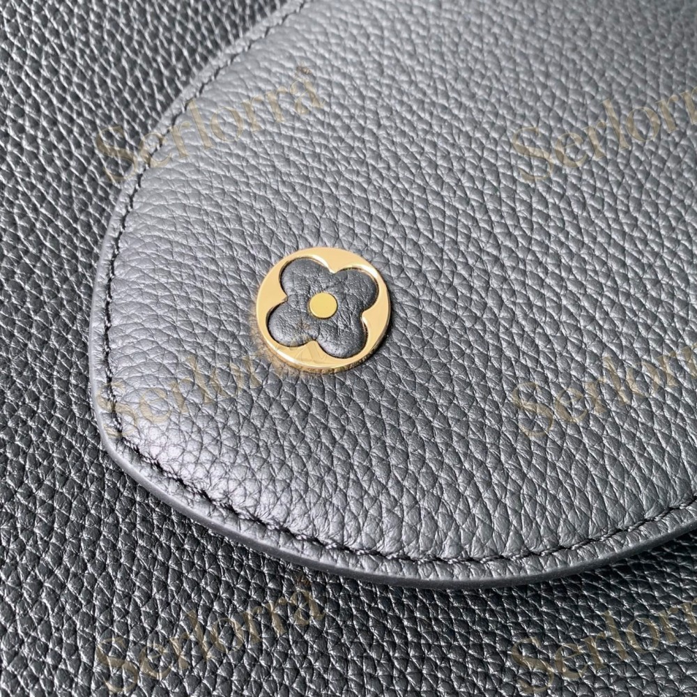 LOUIS VUITTON CAPUCINES GM