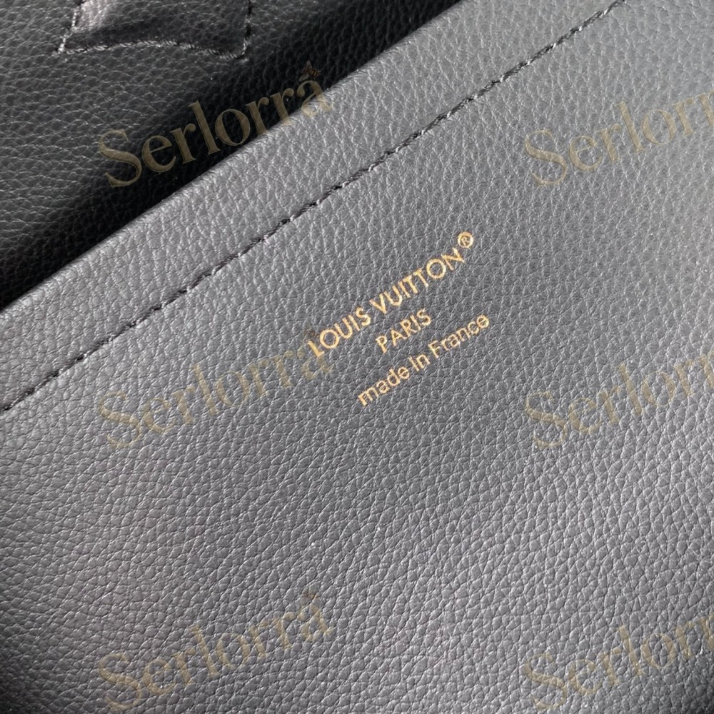 LOUIS VUITTON CAPUCINES GM