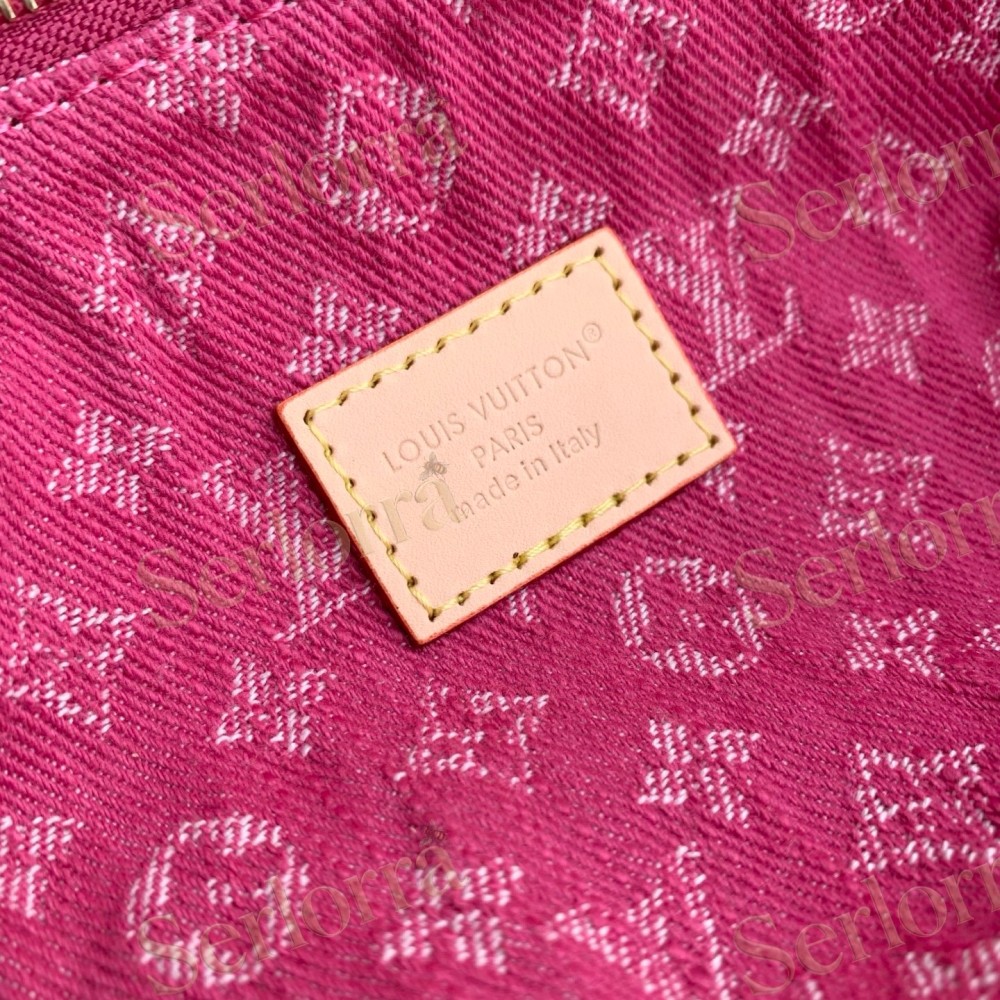 LOUIS VUITTON POCHETTE ACCESSORIES CARGO