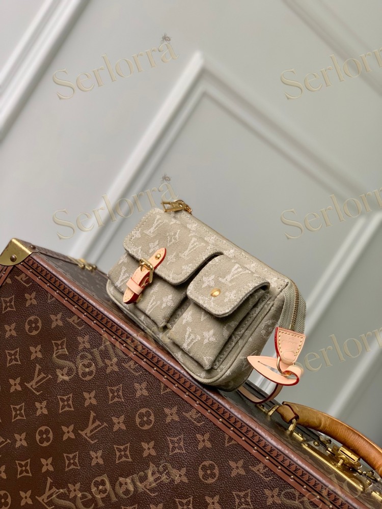 LOUIS VUITTON POCHETTE ACCESSORIES CARGO