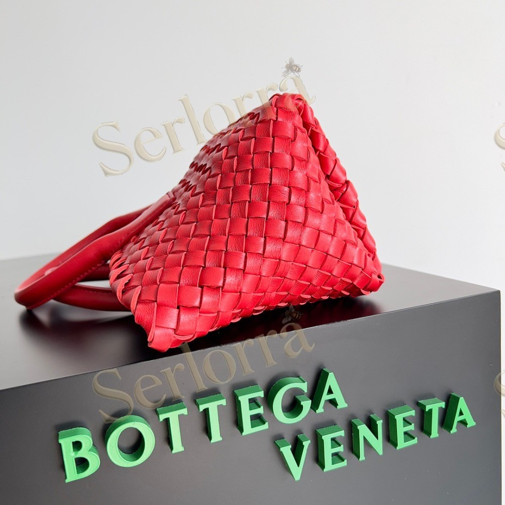 BOTTEGA VENETA MINI CABAT